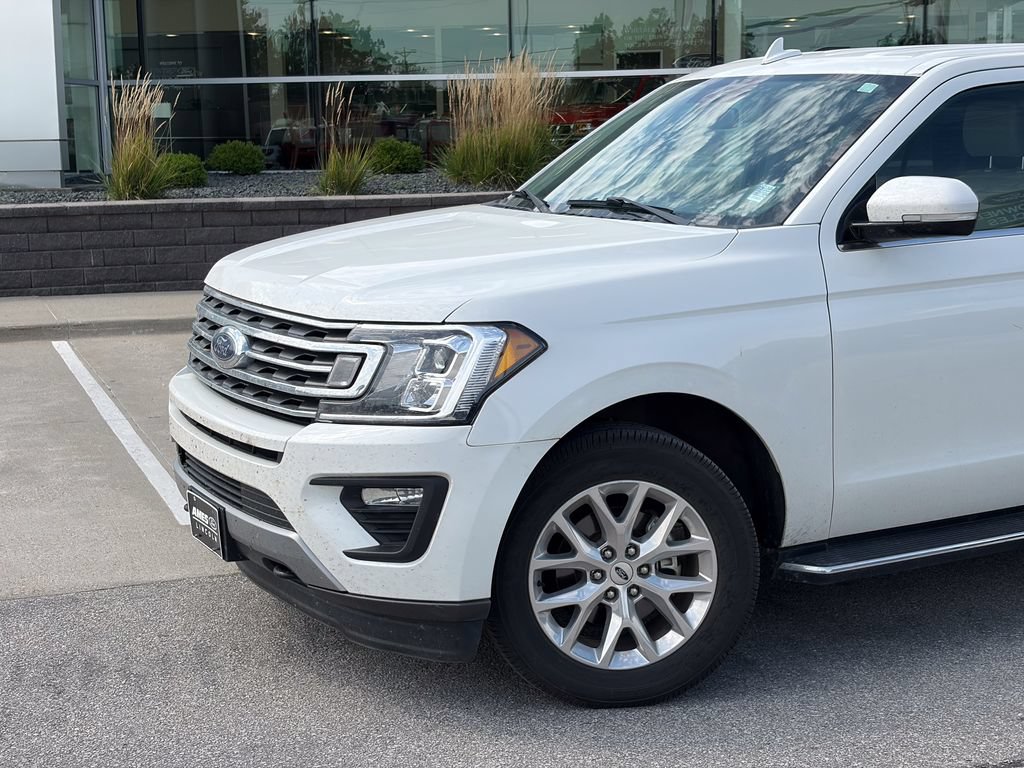Certified 2021 Ford Expedition Max XLT AWD/4WD image 2