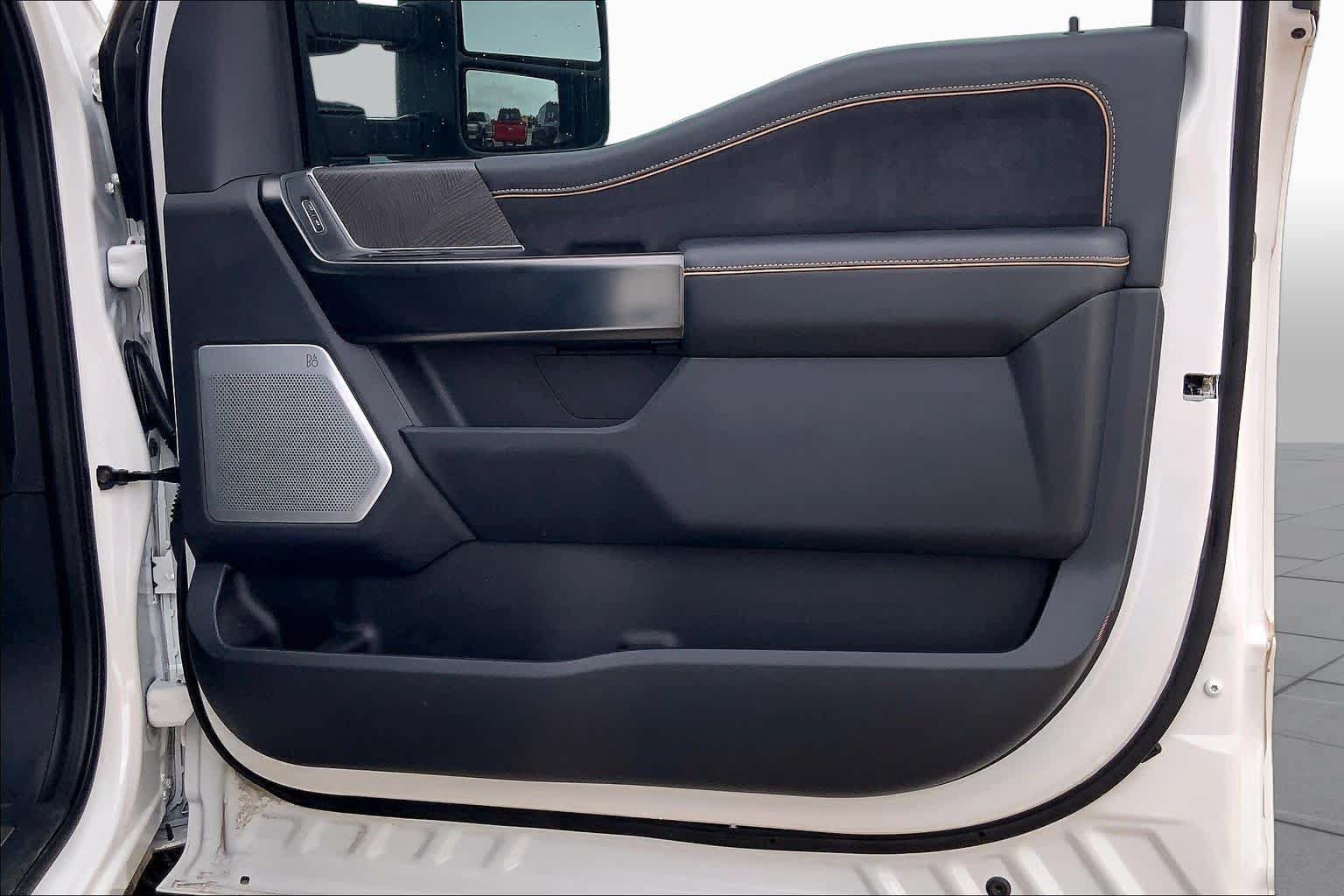 Certified 2024 Ford F250 Platinum AWD/4WD image 23