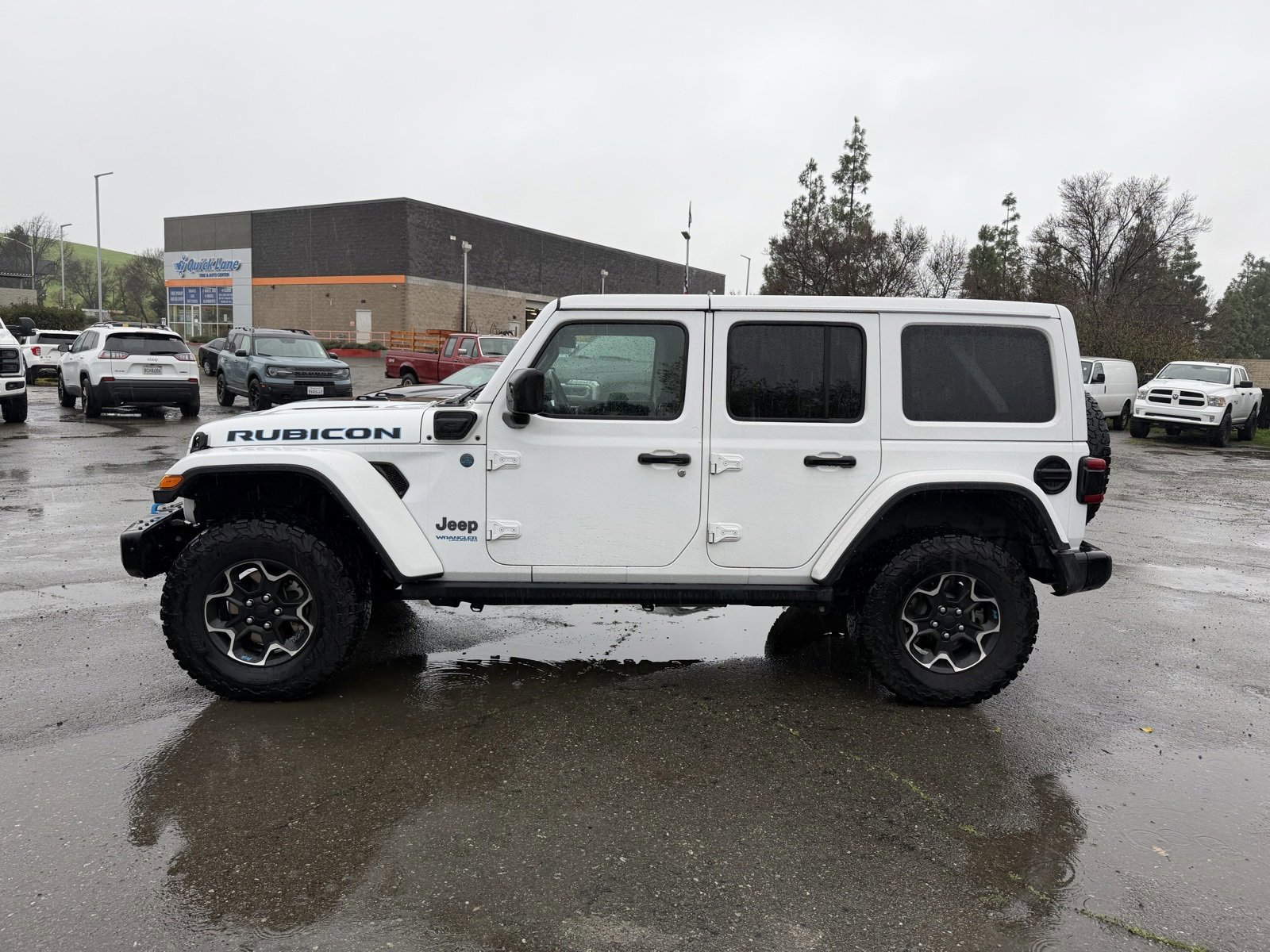 Used 2021 Jeep Wrangler Unlimited Rubicon 4xe w/ Steel Bumper Group image 2