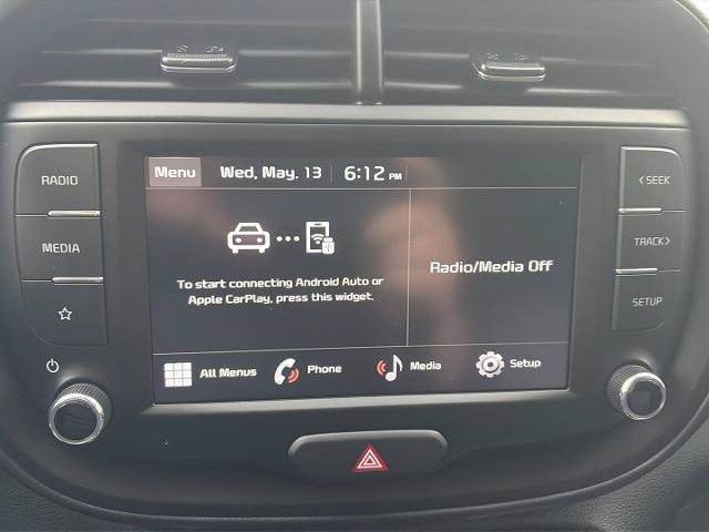 Used 2025 Kia Soul LX w/ LX Technology Package FWD image 35