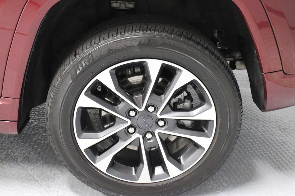 Used 2023 Jeep Grand Cherokee Overland AWD/4WD image 20