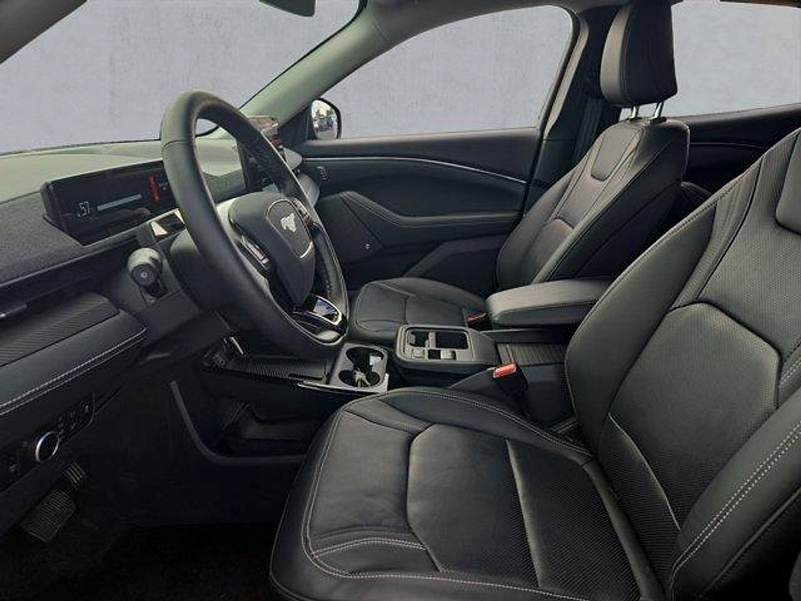 Certified 2025 Ford Mustang Mach-E Premium AWD/4WD image 11