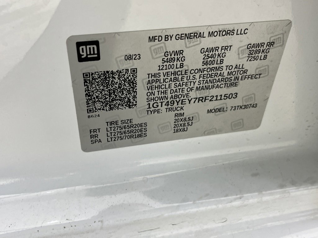 Used 2024 GMC Sierra 3500 Denali Ultimate image 9