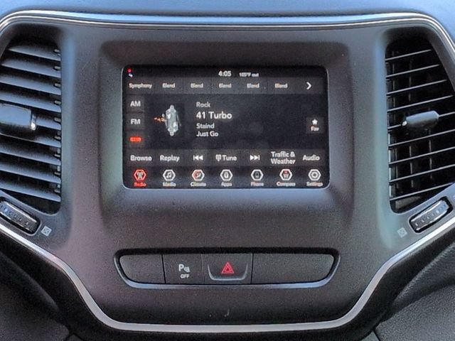 Used 2020 Jeep Cherokee Latitude Plus FWD image 18