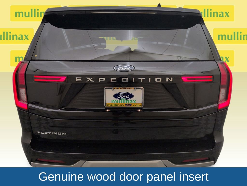 Certified 2025 Ford Expedition Platinum AWD/4WD image 31