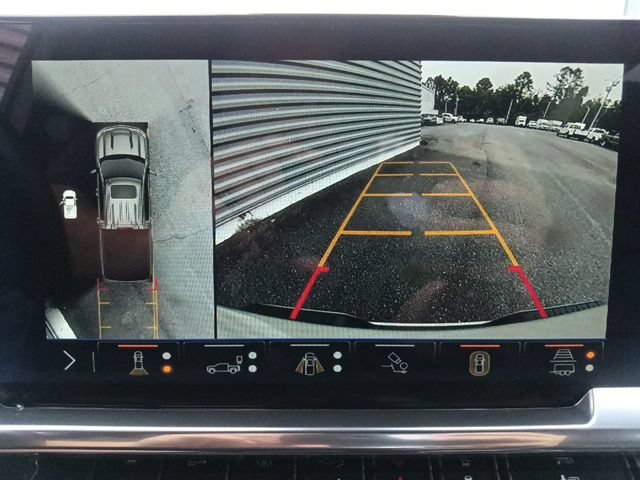 Used 2026 Chevrolet Silverado 1500 High Country w/ High Country Premium Package AWD/4WD image 24