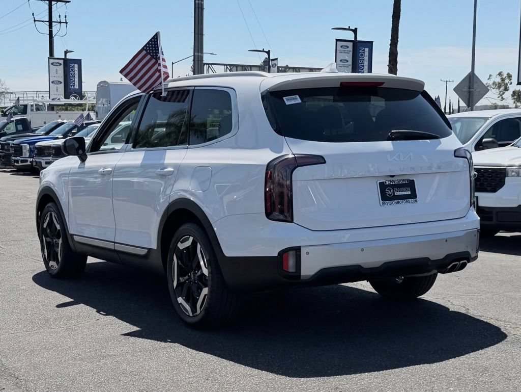 Used 2024 Kia Telluride EX FWD image 7