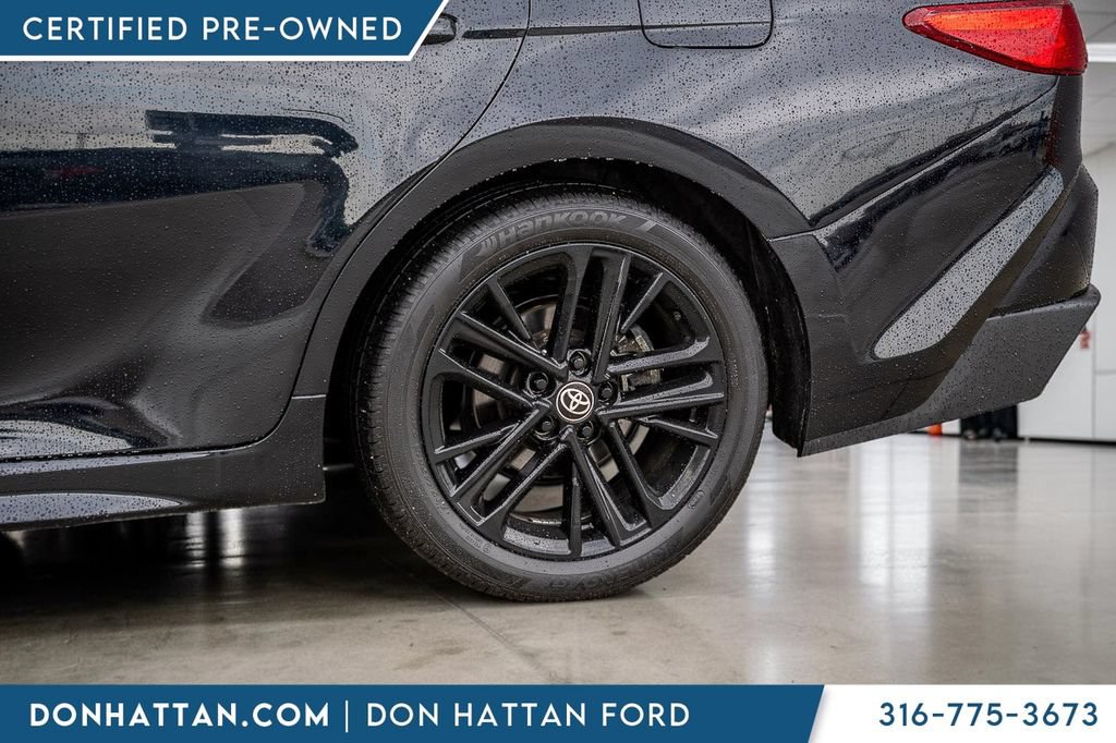 Used 2025 Toyota Camry SE FWD image 35