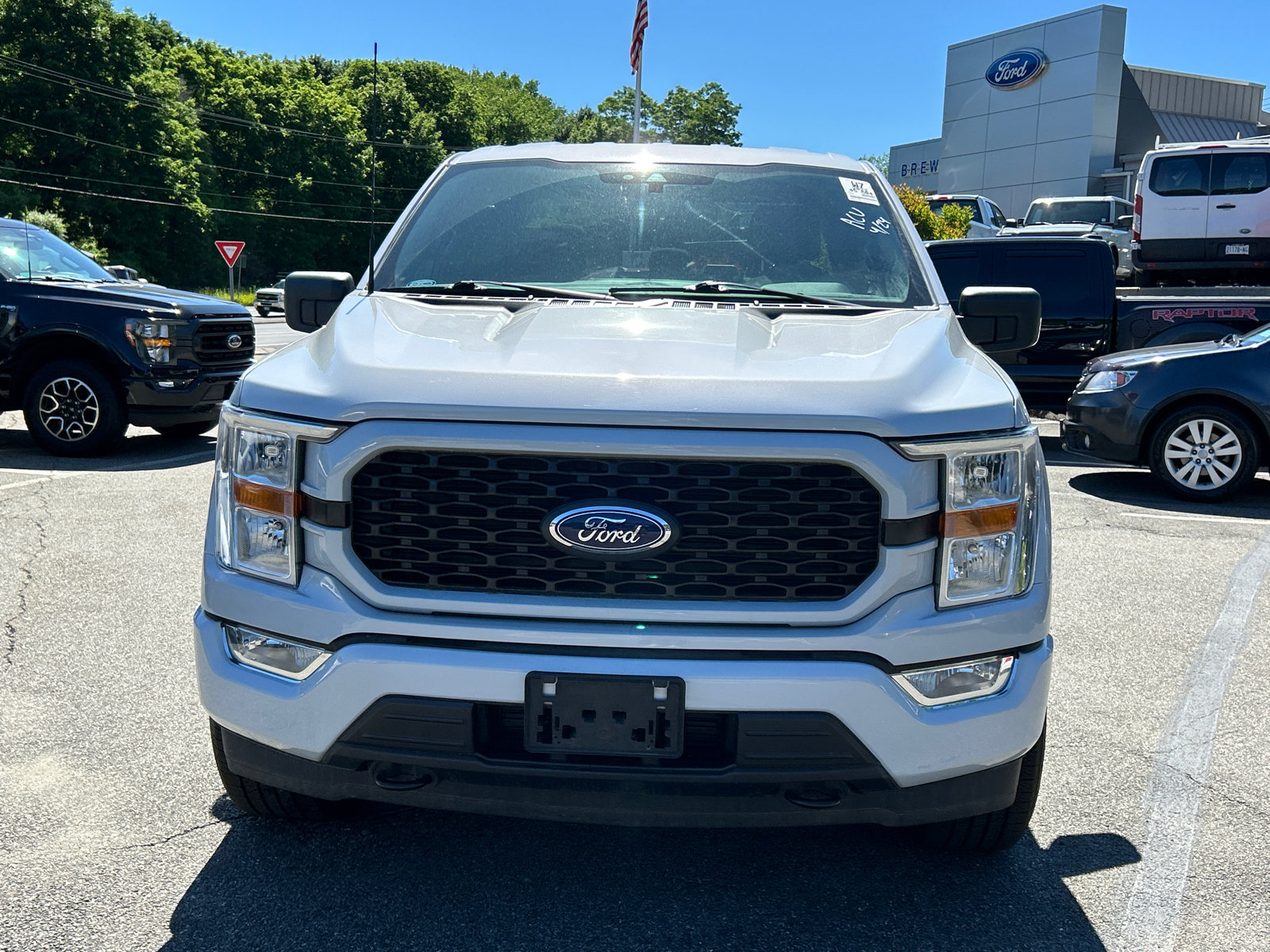 Certified 2022 Ford F150 XL w/ STX Appearance Package AWD/4WD image 2