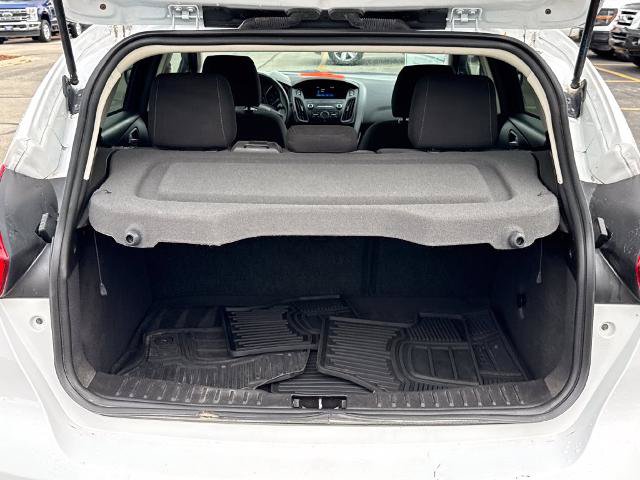 Certified 2018 Ford Focus SE w/ Interior Protection Package FWD image 8