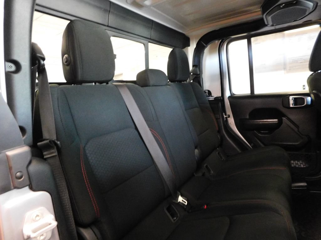 Used 2020 Jeep Gladiator Rubicon w/ Uconnect 4C Nav & Sound Group AWD/4WD image 42