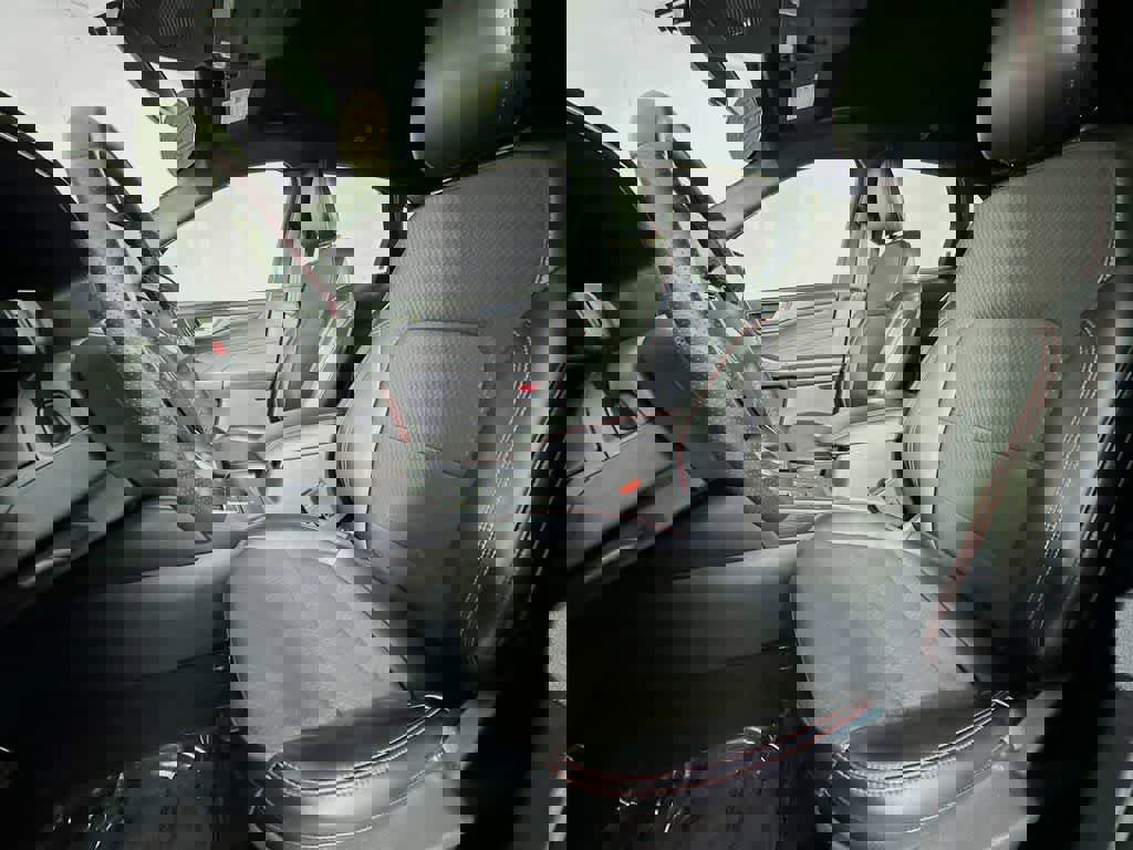 Certified 2024 Ford Escape ST-Line image 12