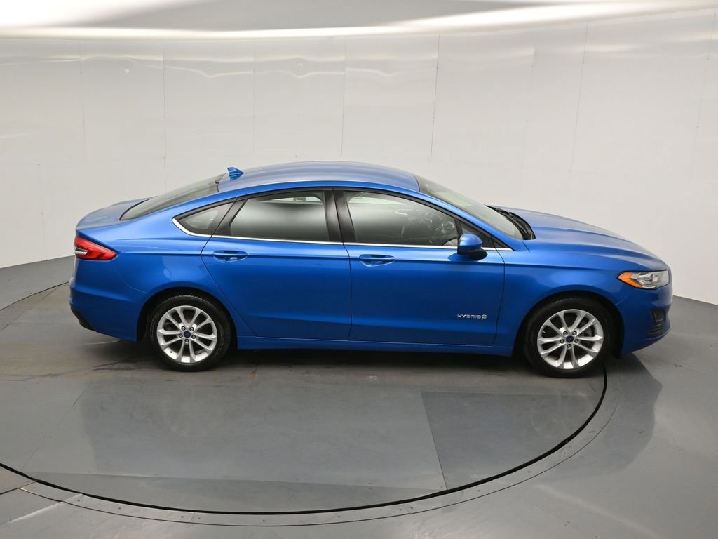 Certified 2019 Ford Fusion SE FWD image 37