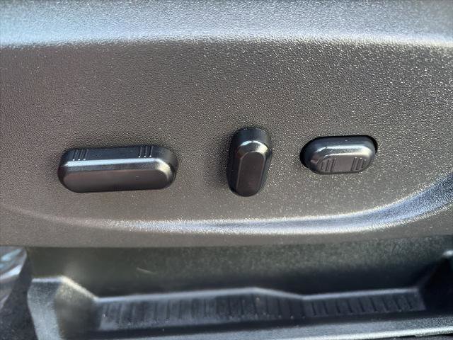 Certified 2019 Ford Escape SEL image 30