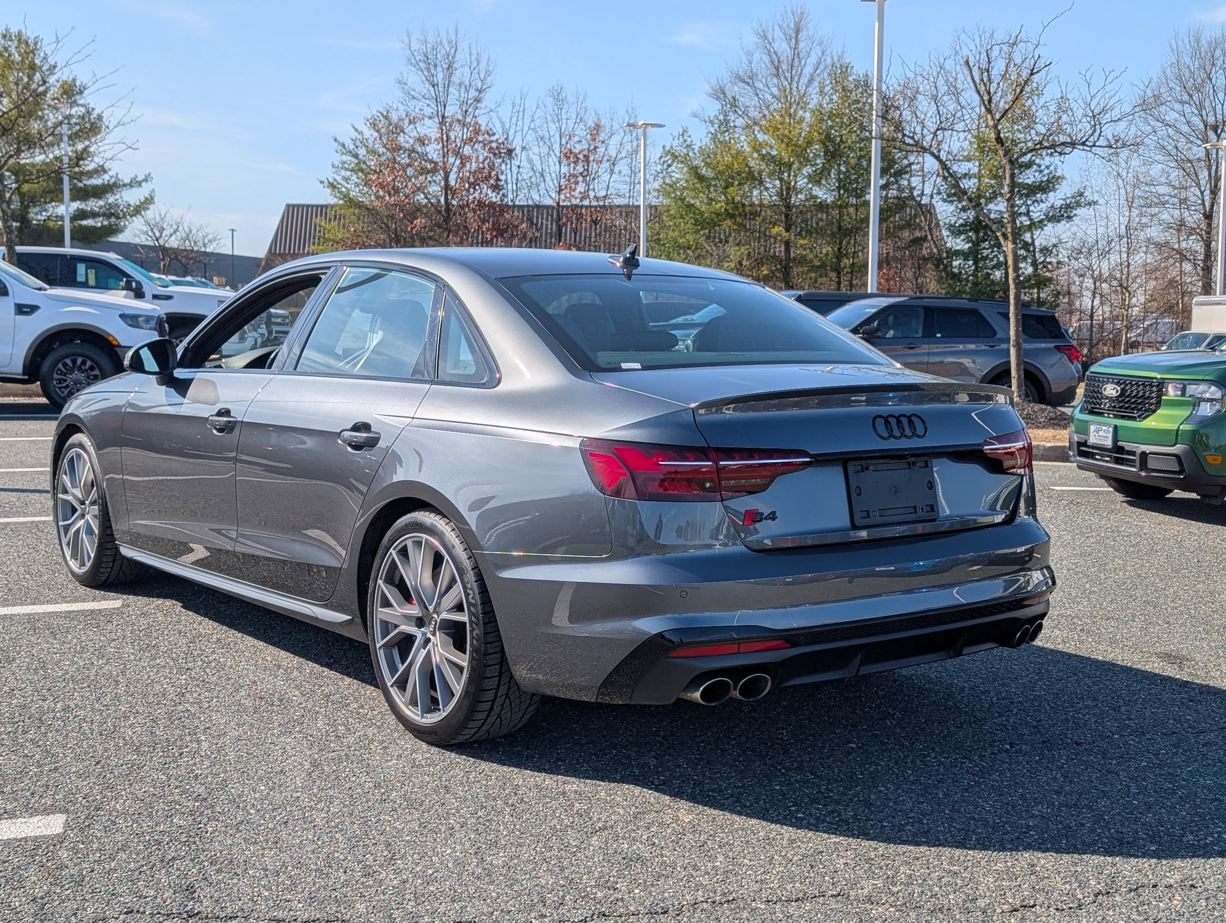 Used 2022 Audi S4 Premium Plus w/ Premium Plus Package image 5