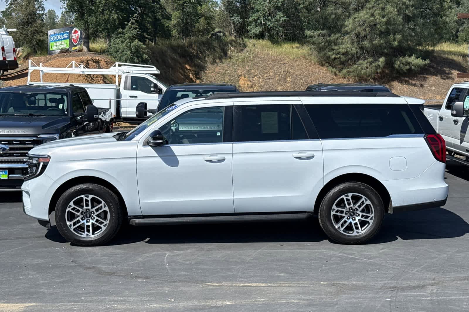 Certified 2025 Ford Expedition Max Active AWD/4WD image 7