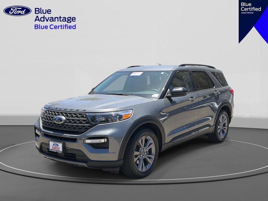 Certified 2023 Ford Explorer XLT w/ Equipment Group 202A