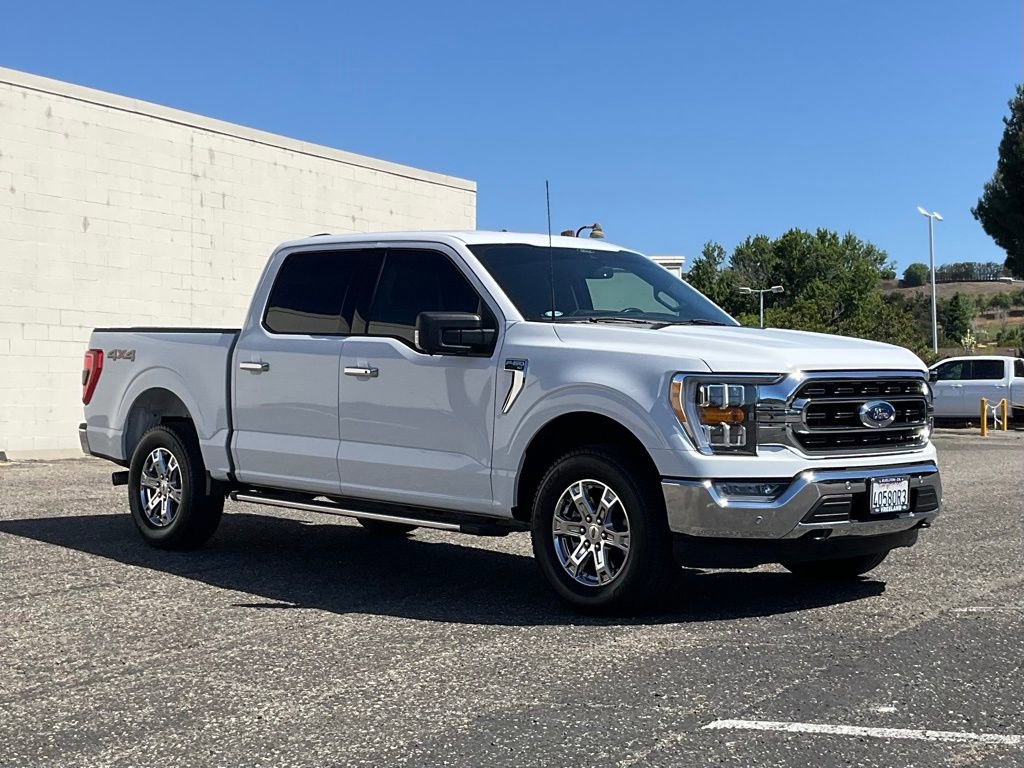 Certified 2022 Ford F150 XLT w/ Equipment Group 302A High image 18
