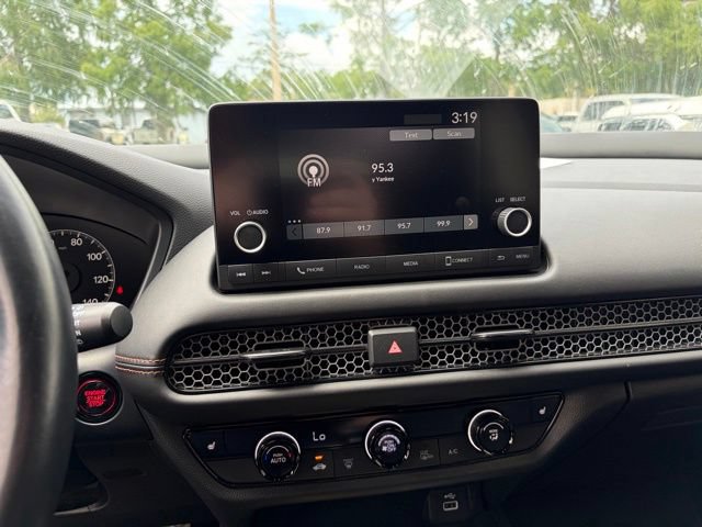 Used 2025 Honda HR-V Sport image 15