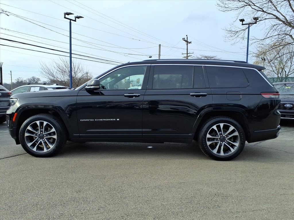 Used 2021 Jeep Grand Cherokee L Overland w/ Luxury Tech Group IV image 2