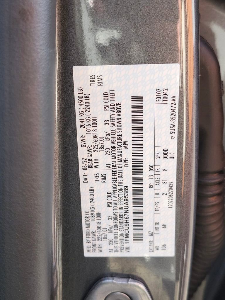 Certified 2022 Ford Escape SEL w/ Technology Package image 35