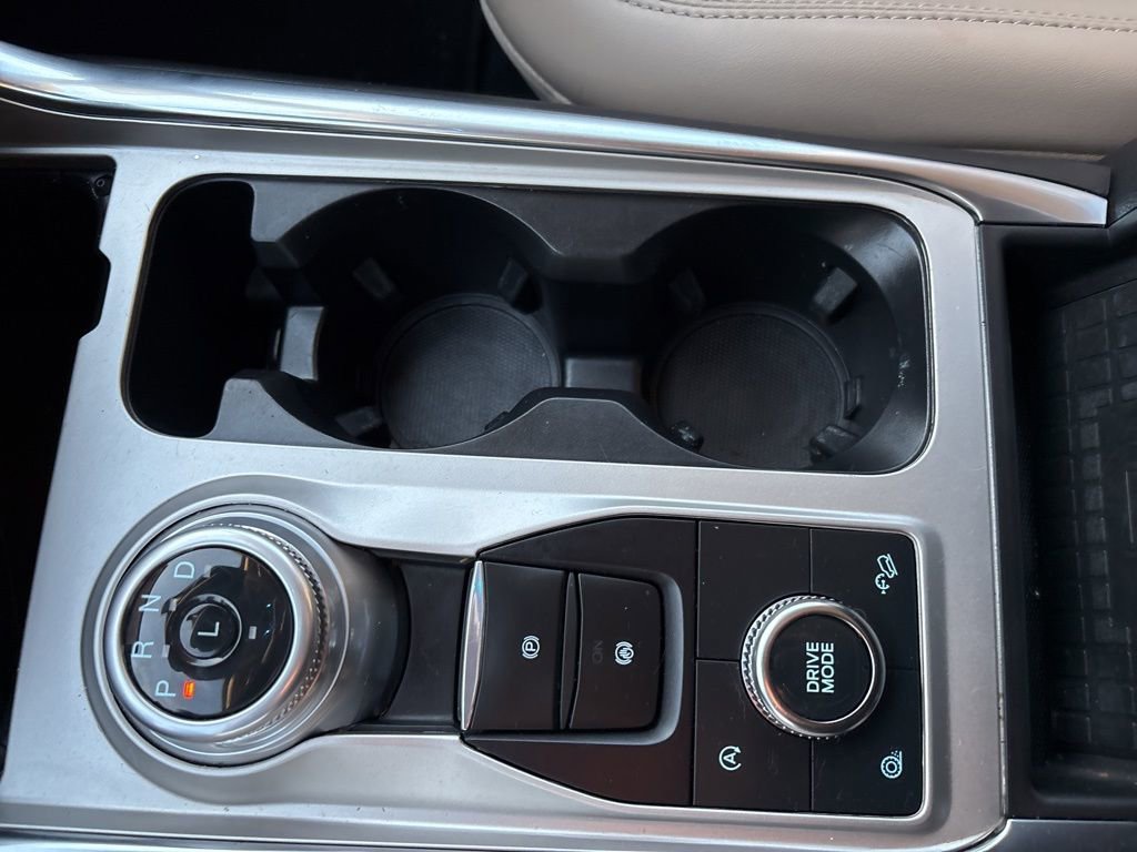 Certified 2023 Ford Explorer XLT w/ Equipment Group 202A image 15