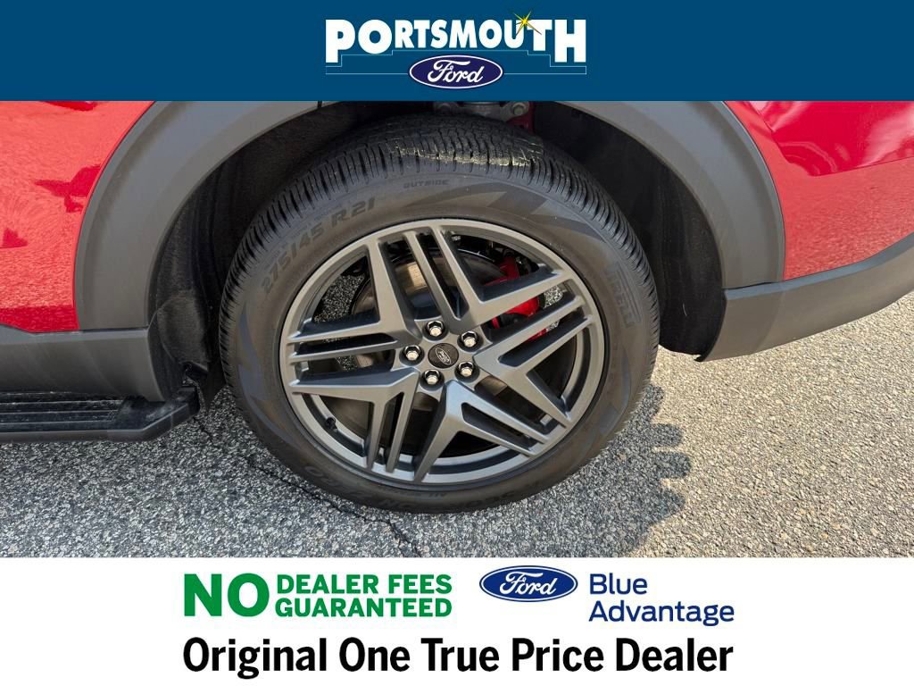 Certified 2025 Ford Explorer ST image 32