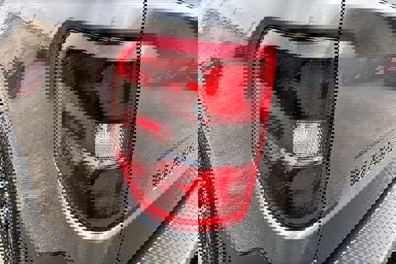 Certified 2025 Ford Maverick XLT w/ XLT Luxury Package image 29