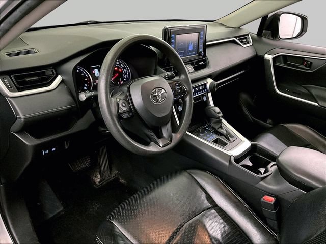 Used 2019 Toyota RAV4 LE w/ All Weather Liner Package AWD/4WD image 12