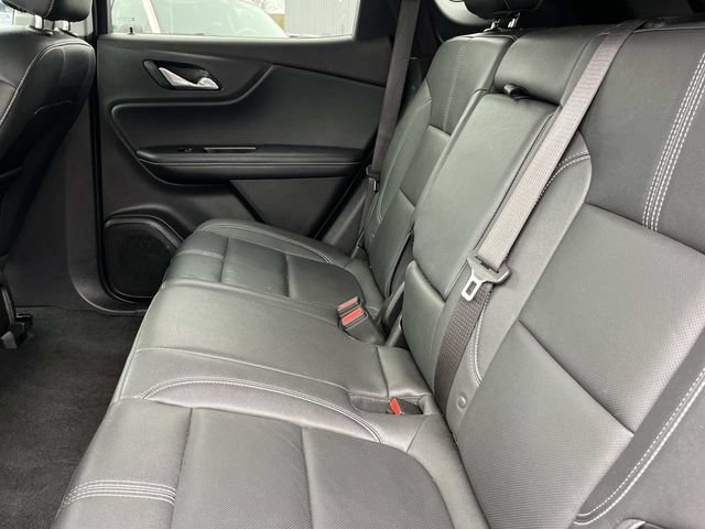 Used 2024 Chevrolet Blazer LT FWD image 25