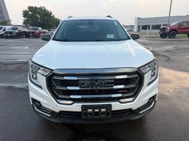 Used 2023 GMC Terrain AT4 w/ Tech Package AWD/4WD image 5