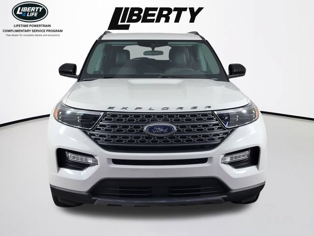 Certified 2023 Ford Explorer XLT w/ Equipment Group 202A AWD/4WD image 9