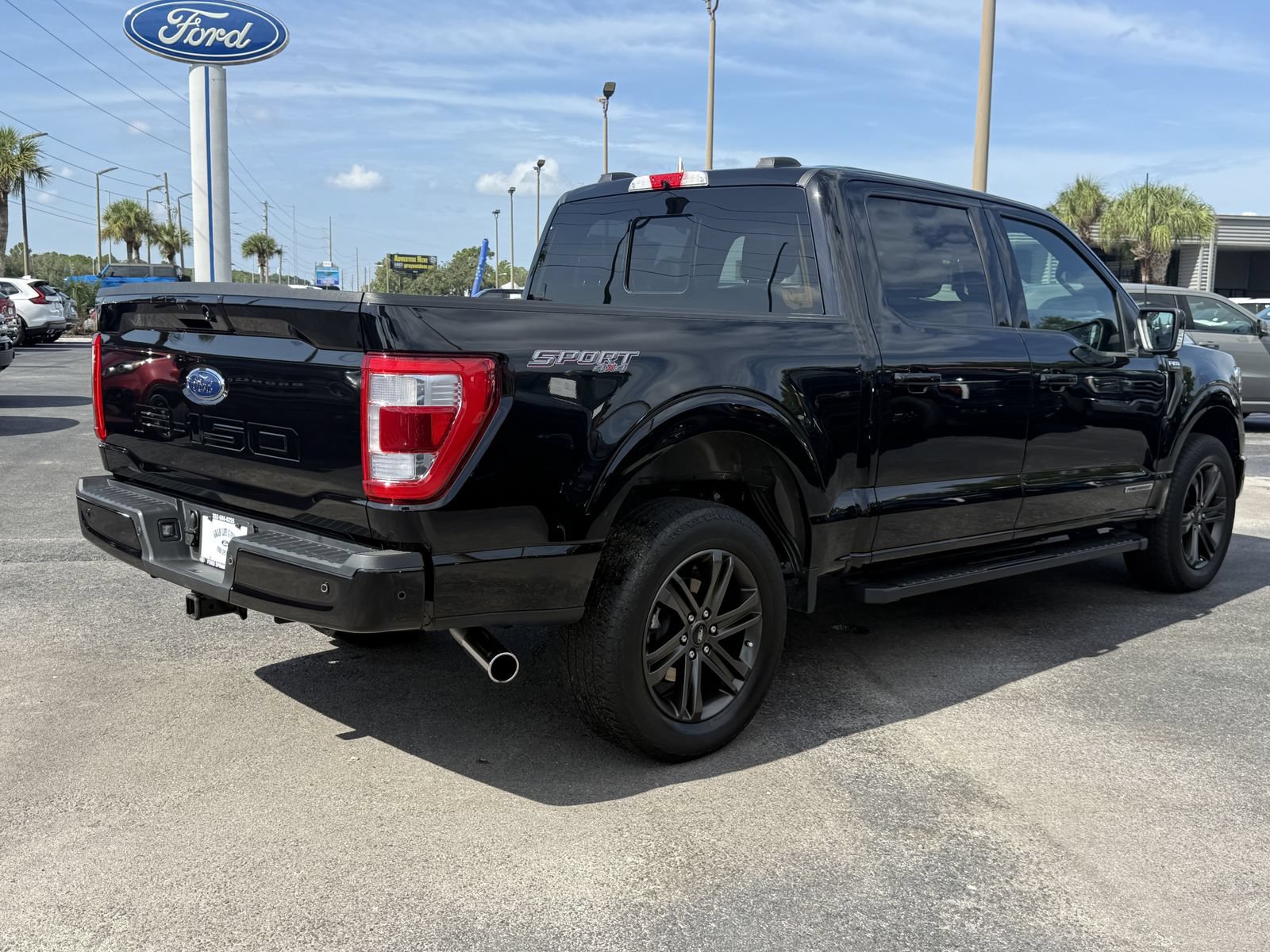 Certified 2022 Ford F150 Lariat w/ Equipment Group 502A High AWD/4WD image 5