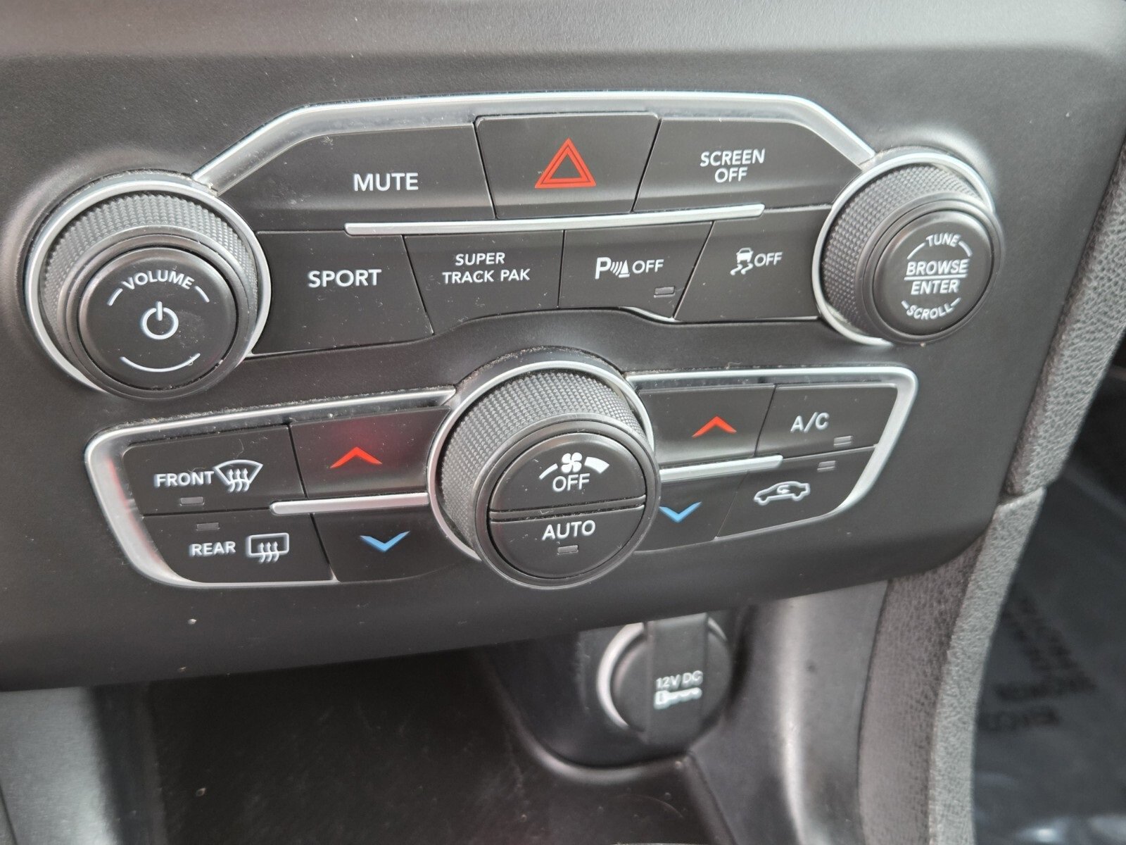 Used 2023 Dodge Charger GT w/ Blacktop Package image 22