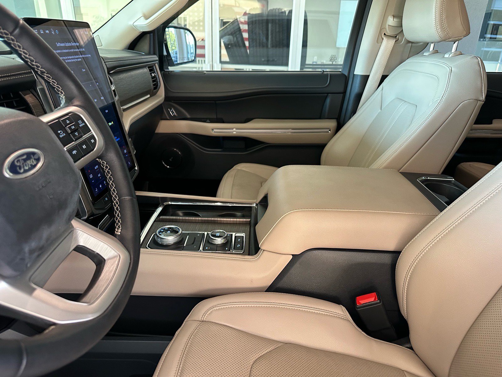 Certified 2024 Ford Expedition Max Limited AWD/4WD image 19