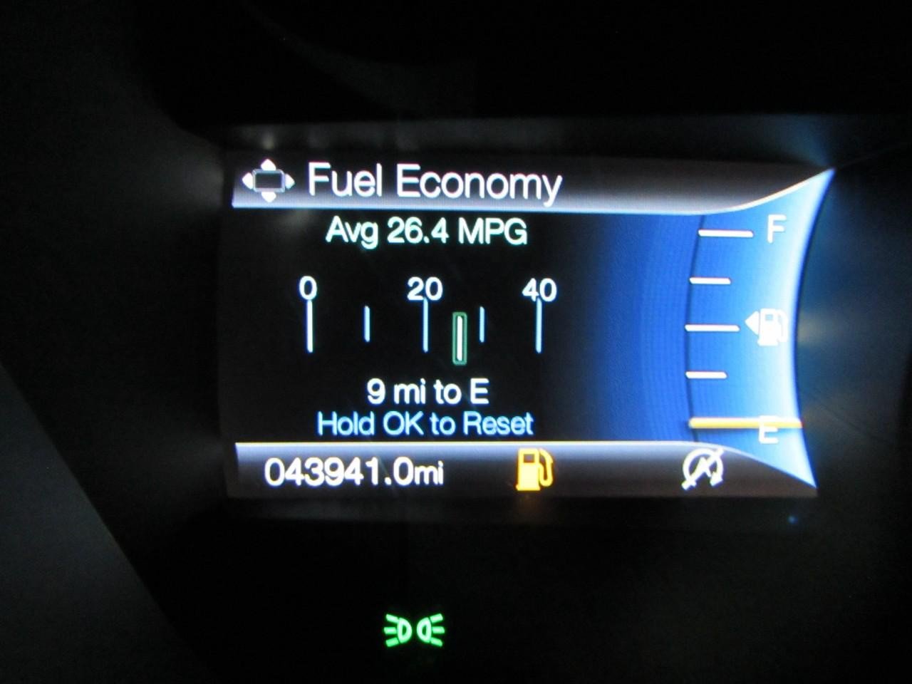 Certified 2020 Ford Fusion SE FWD image 26