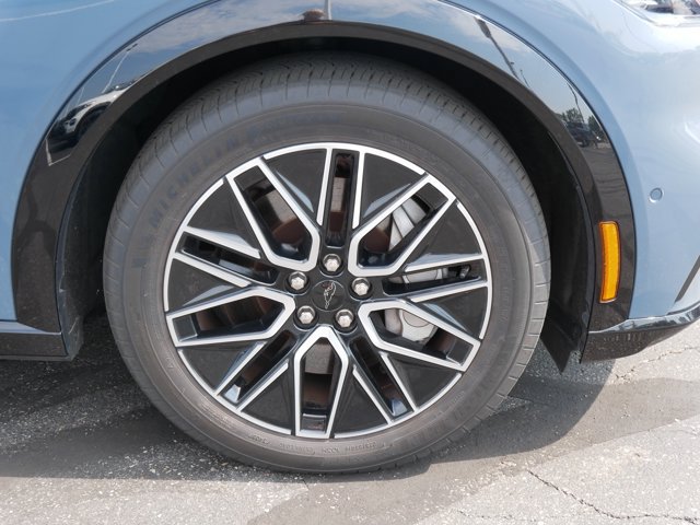 Certified 2024 Ford Mustang Mach-E Premium AWD/4WD image 6