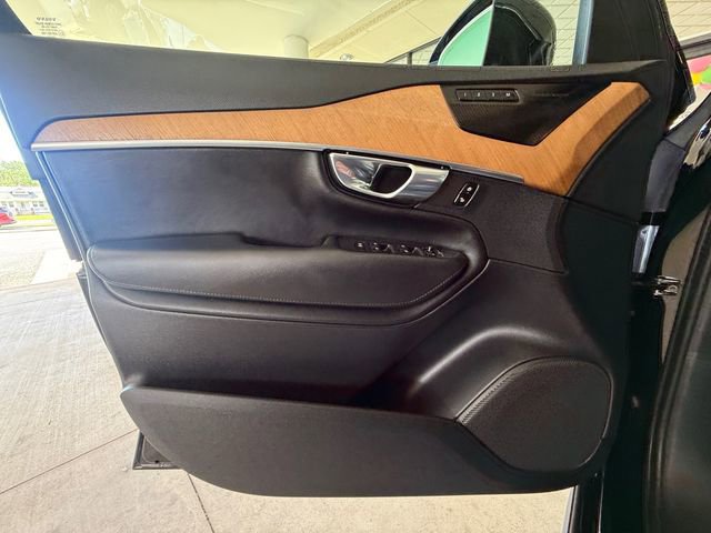 Used 2023 Volvo XC90 B6 Plus w/ Protection Package Premier AWD/4WD image 24