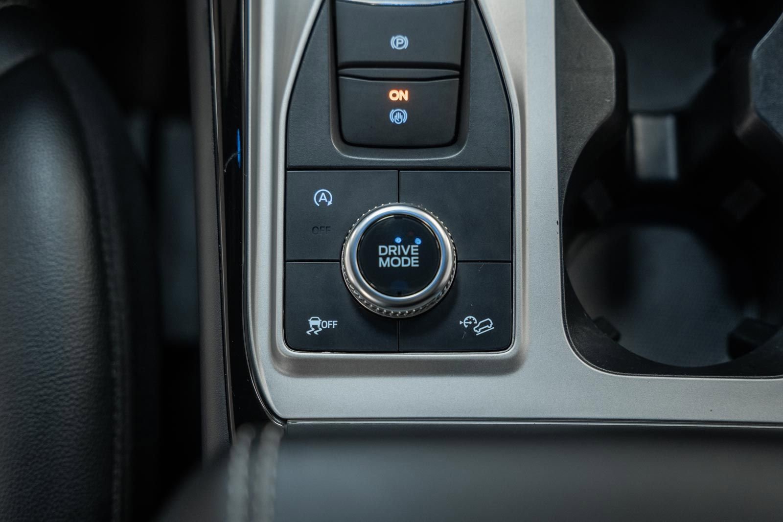 Certified 2023 Ford Explorer ST w/ Equipment Group 401A image 31