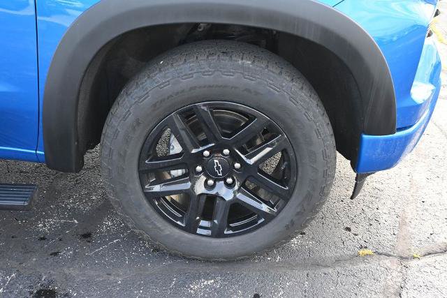 Used 2023 Chevrolet Silverado 1500 RST w/ Z71 Off-Road Package AWD/4WD image 16