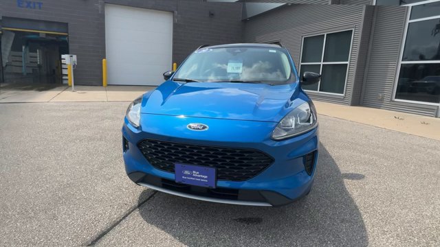 Certified 2020 Ford Escape SE Sport AWD/4WD image 4