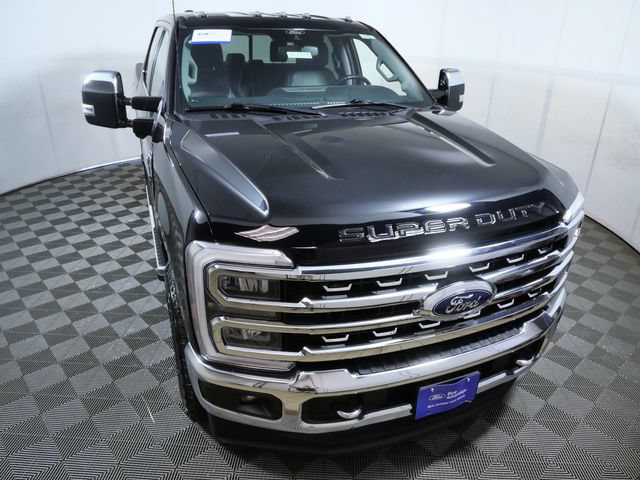 Certified 2024 Ford F250 4x4 Crew Cab Super Duty image 3