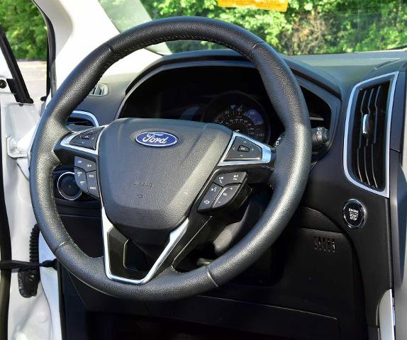 Certified 2024 Ford Edge SEL w/ Convenience Package AWD/4WD image 13