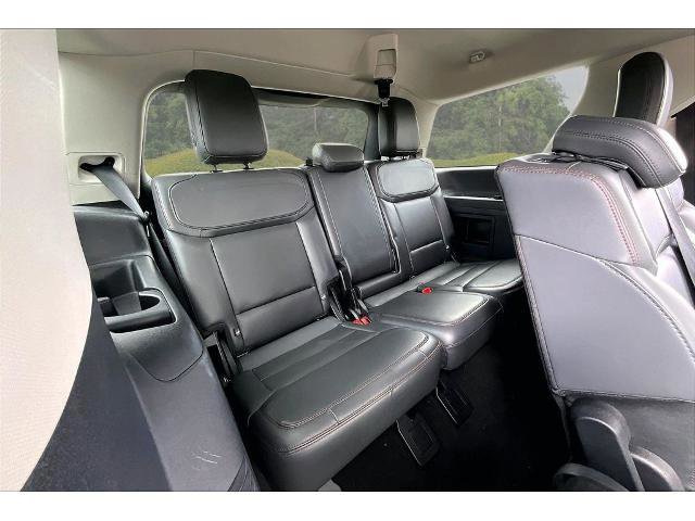 Certified 2025 Ford Expedition Active image 24