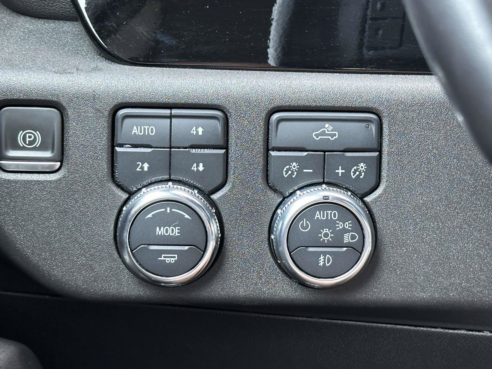 Used 2022 GMC Sierra 1500 Elevation w/ X31 Off-Road Package AWD/4WD image 23