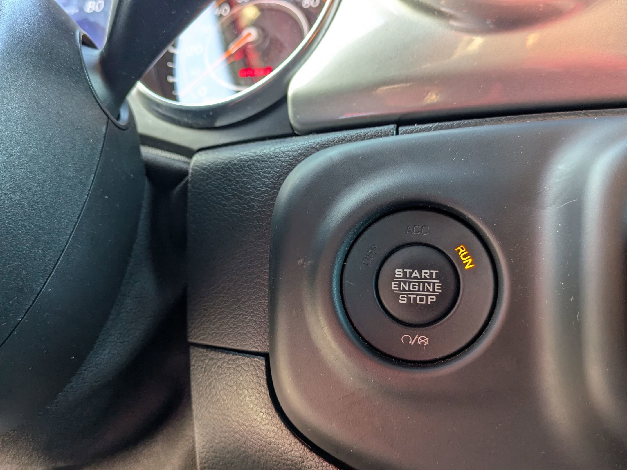 Used 2020 Jeep Wrangler Unlimited Sahara image 26