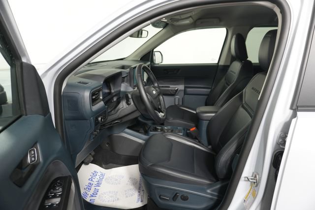 Certified 2025 Ford Maverick Lariat w/ Black Appearance Package image 16