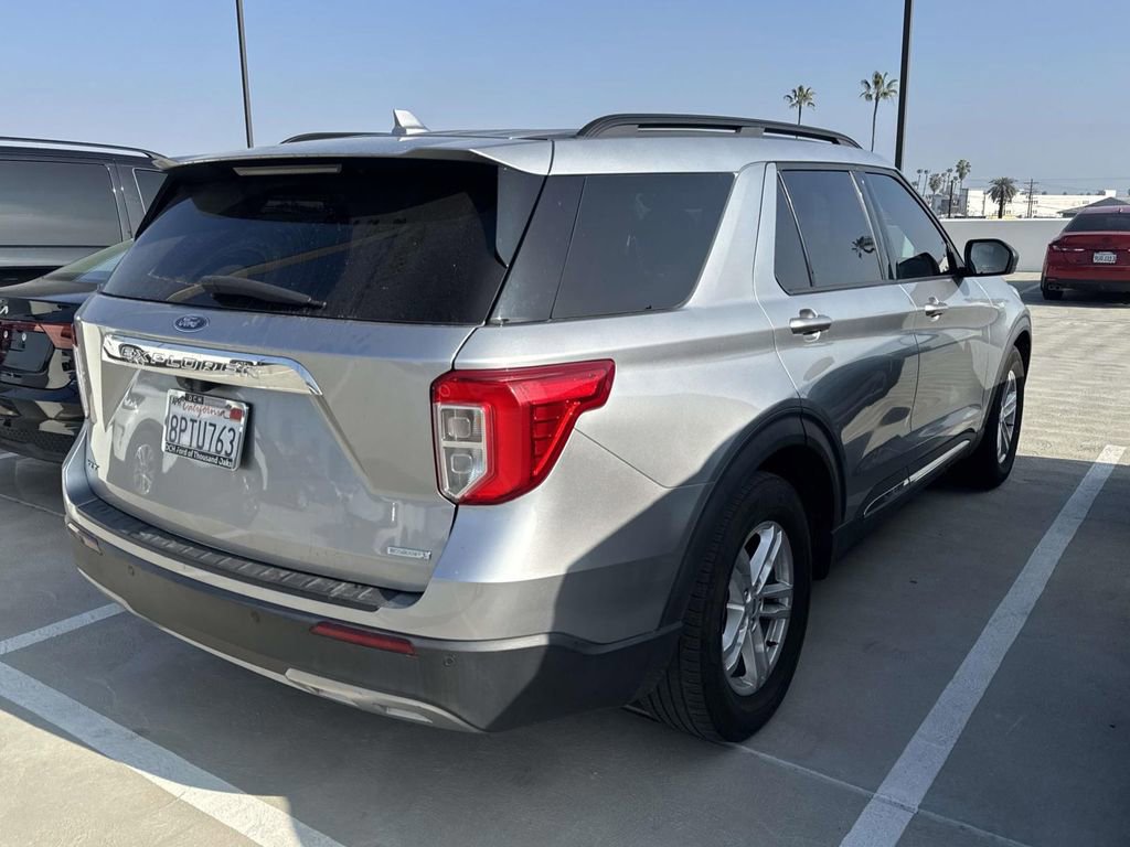 Certified 2020 Ford Explorer XLT w/ Equipment Group 202A image 6