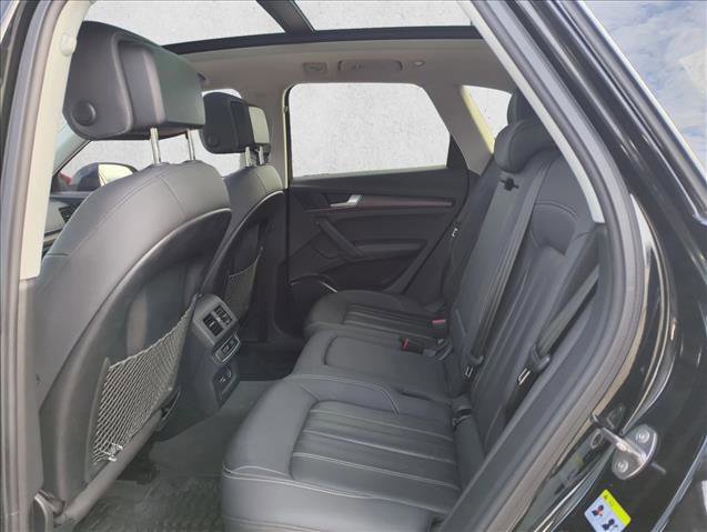 Used 2021 Audi Q5 Premium Plus w/ Premium Plus Package image 22