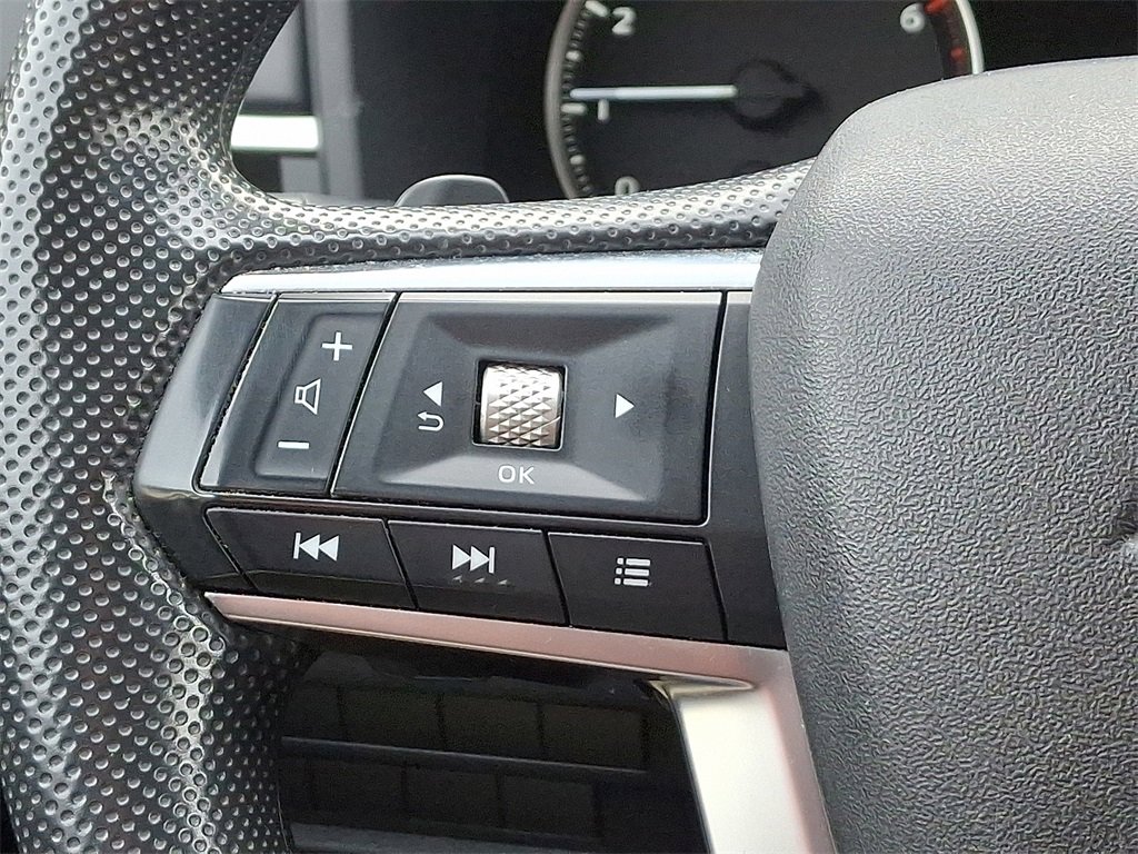 Used 2022 Mitsubishi Outlander ES image 23